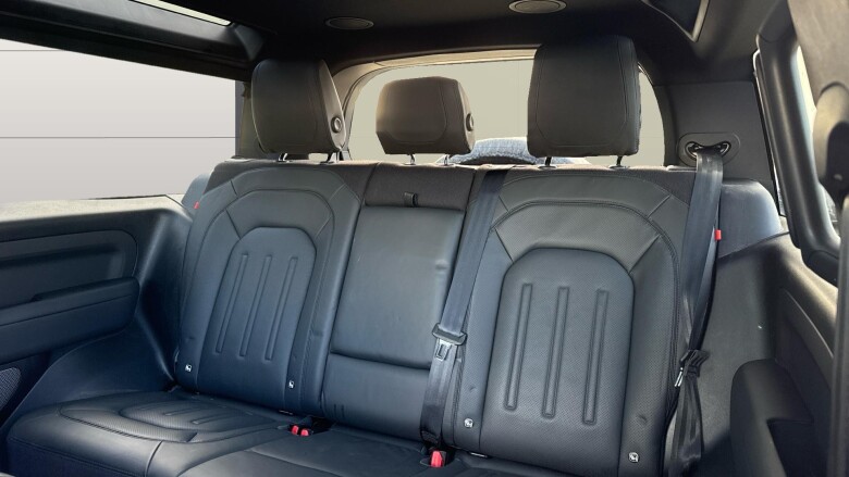 Land Rover Defender 3.0 D300 X 90 3dr Auto Diesel Estate